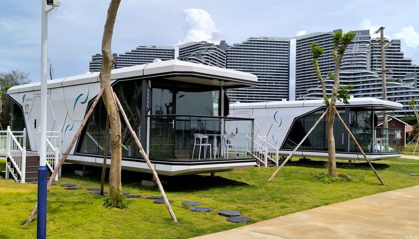 Yinneng Y7 capsule units in a hospitality setting